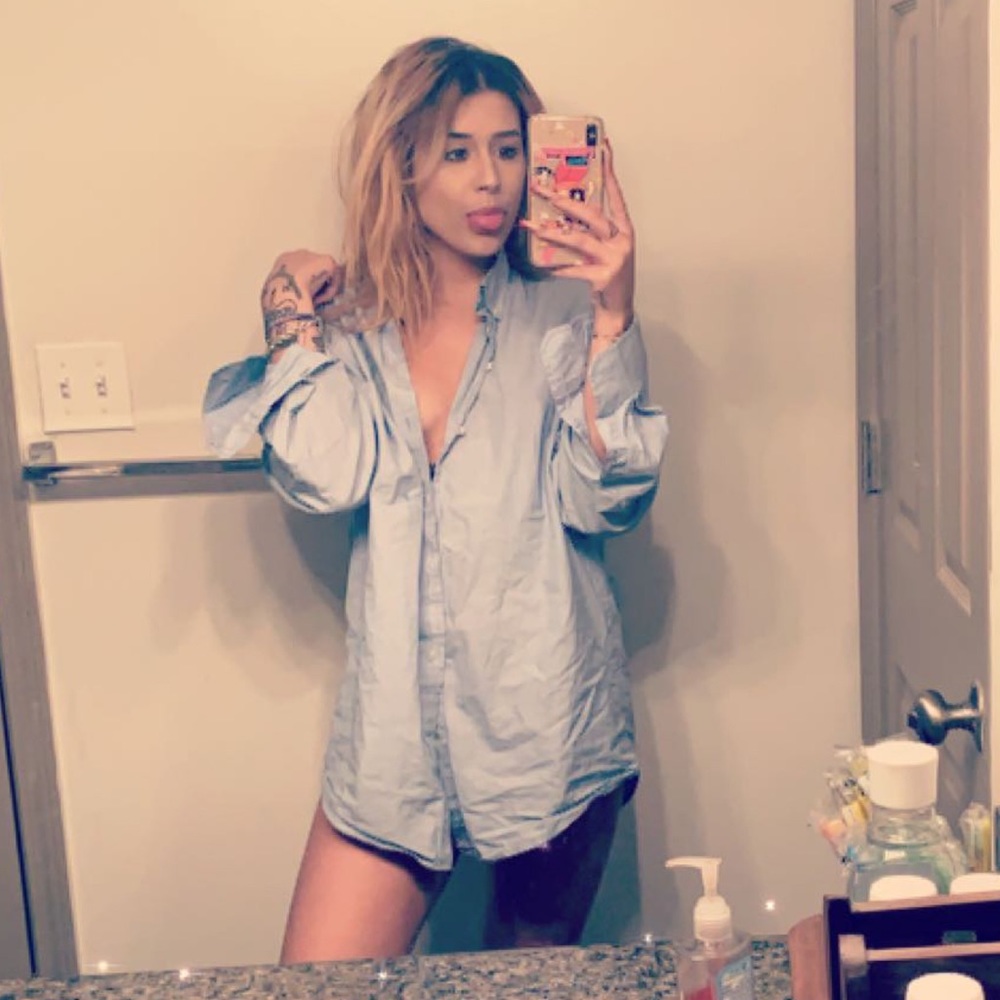 Meet your Posher, Viviana